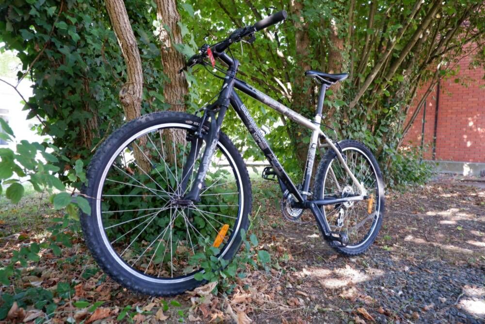 VTT noir Decathlon